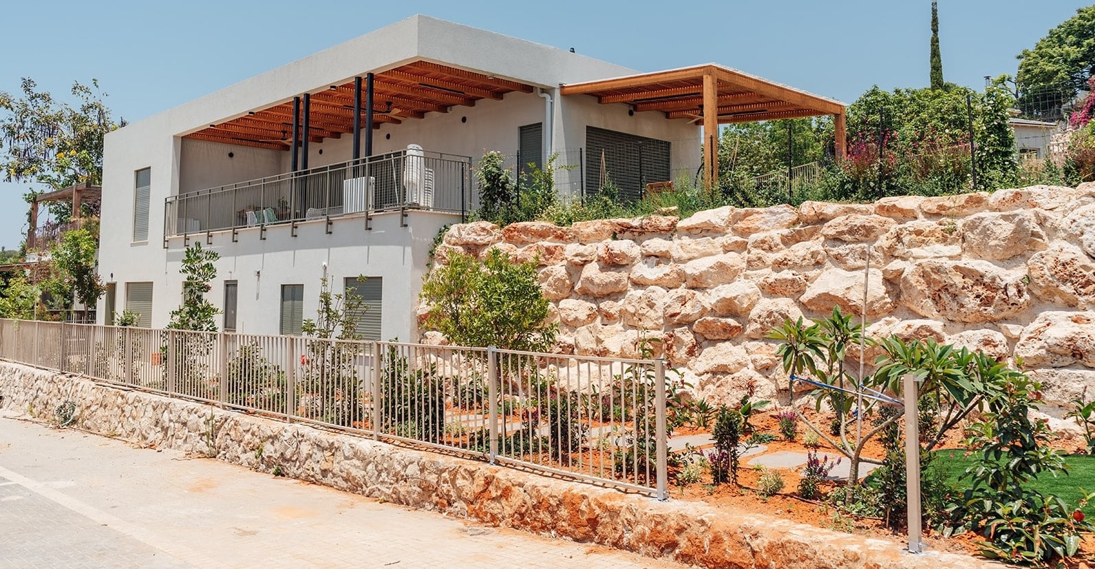 בתים פרטיים